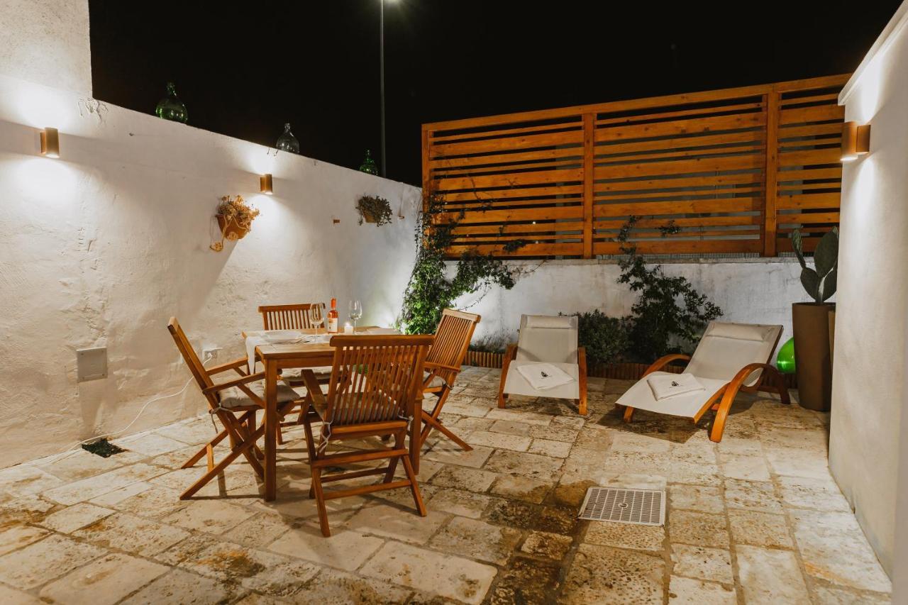 Milestones Modern Suite Trullo Jacuzzi Spa & Relax 알베르벨로 외부 사진